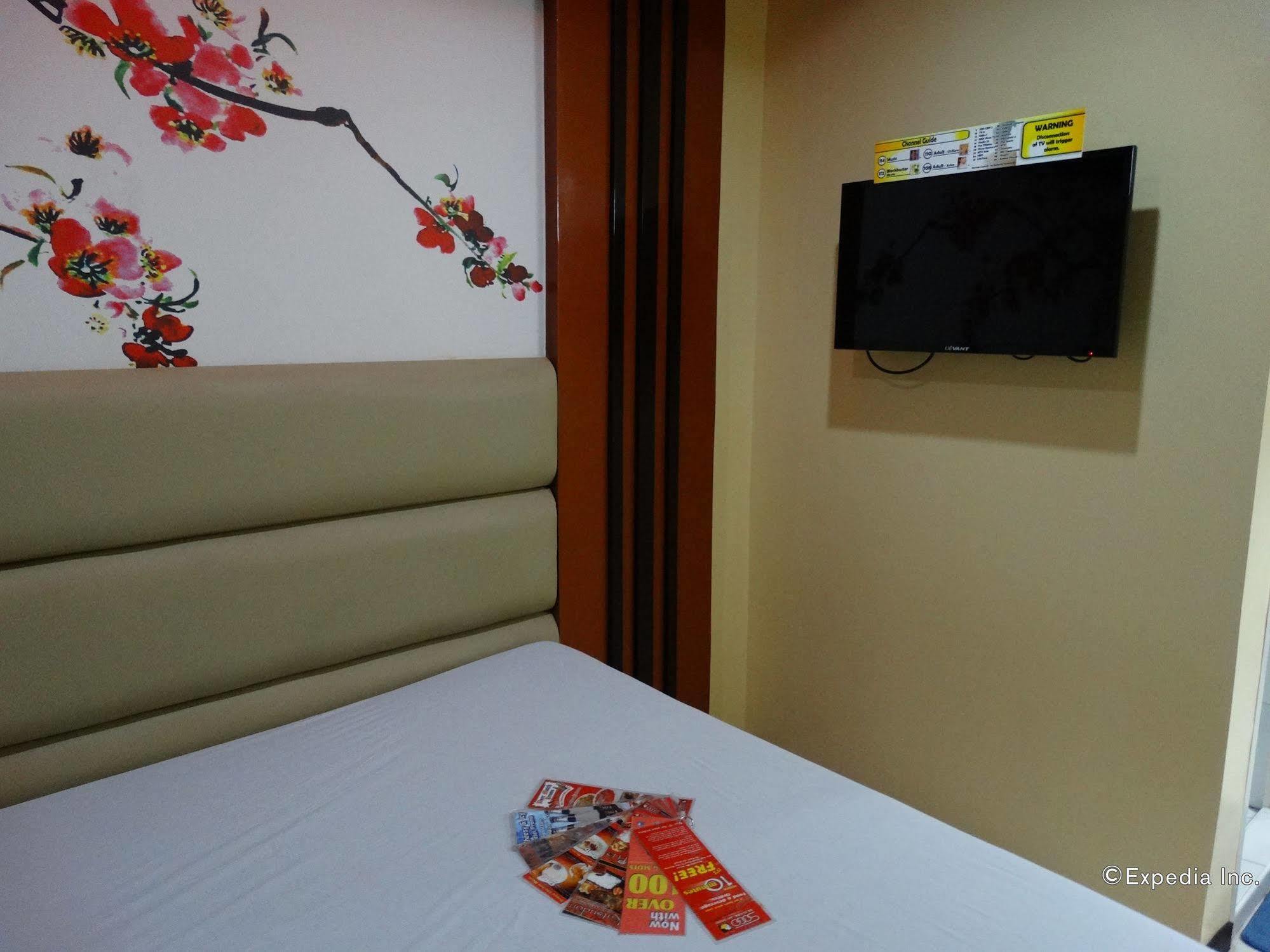 Hotel Sogo Buendia Pasay Exteriér fotografie